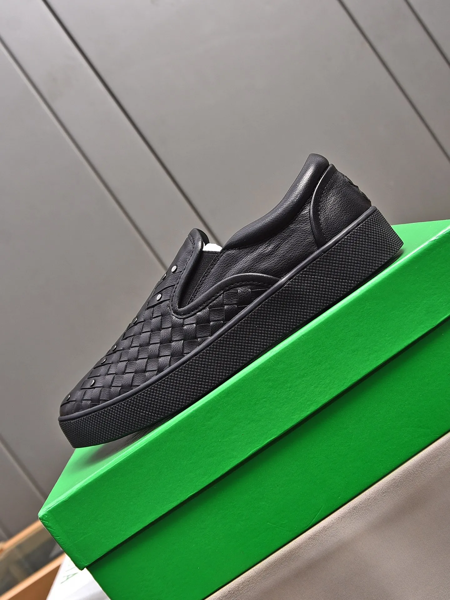 Men's Men's Shoes💰520 [Hot Diamond Sleeves Series] BOTTEG* VENET* - high-end boutique Size: 38-44 (45 customized) BV new product, first-layer cowhide artificially woven classic style harmoniously blends with contemporary fashion temperament, rubber soles are light and flexible, water-dyed sheepskin pads! [Taobao, Tmall, and live streaming are the first choices]